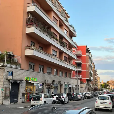 Apartment Urban Corner Rome